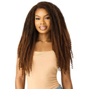 Outre Xpression Twisted Up Swicy Afro Twist 3x 18"