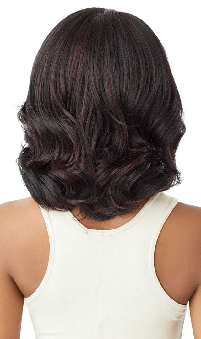 Outre Synthetic Quick Weave Half Wig - Shontay