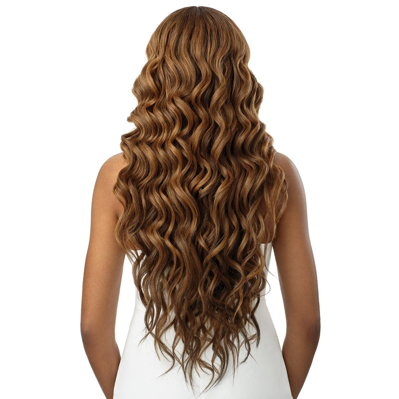 Outre Sleek Lay Part Synthetic Lace Front Wig - Adelaide