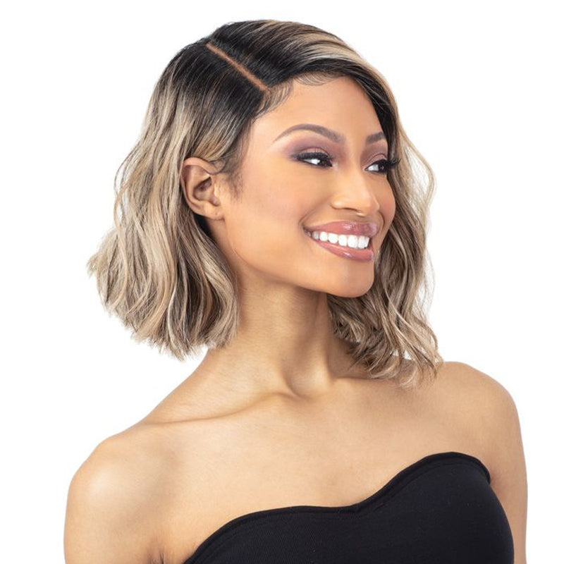 Shake N Go Organique Bob Life Synthetic Hd Lace Front Wig - Marion