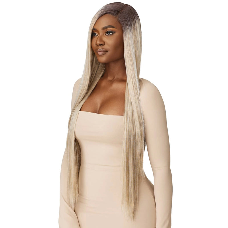 Outre Synthetic Sleek Lay Part Hd Transparent Lace Front Wig - Korai