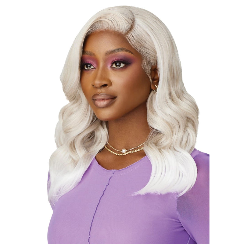 Outre Synthetic Perfect Hairline Hd Lace Front Wig - Swoop 4