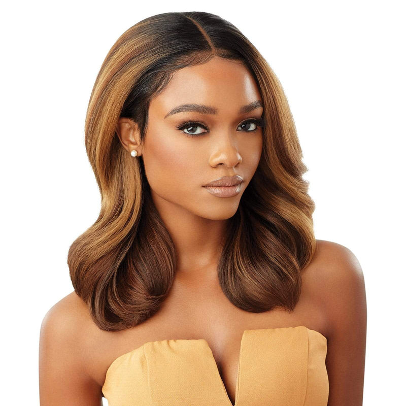 Outre Melted Hairline Synthetic Hd Lace Front Wig - Toriana