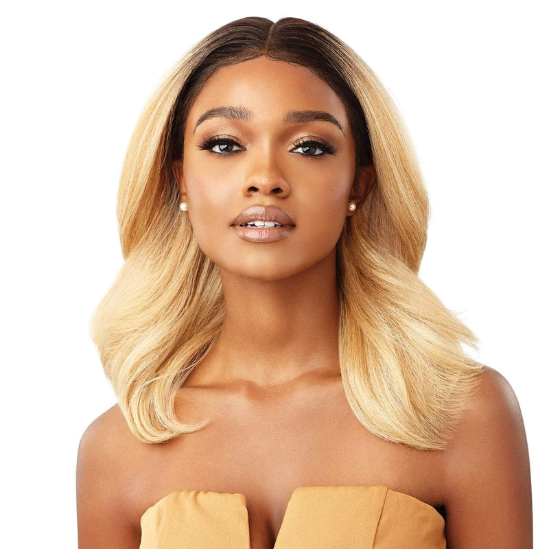 Outre Melted Hairline Synthetic Hd Lace Front Wig - Toriana
